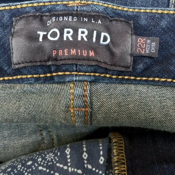 Torrid Premium Mid-Rise Skinny Jeans Plus Size 22 Stretch - Picture 3 of 8